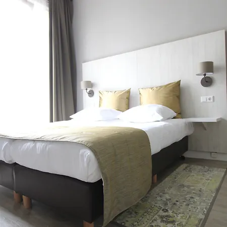 Apple Hotel