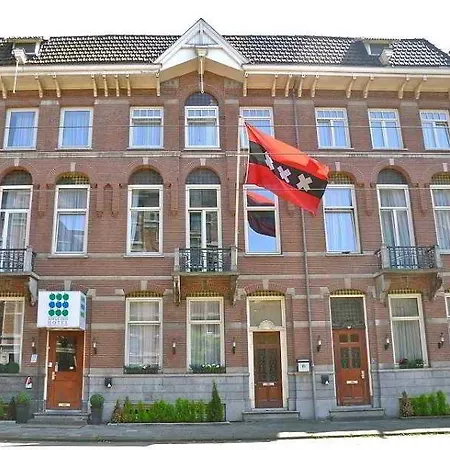 애플 인 호텔 3*