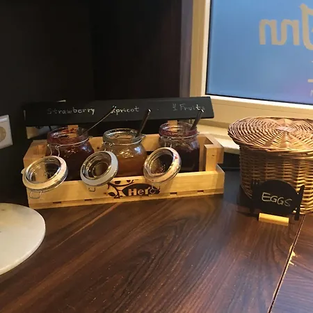 Apple Hotel 3*